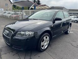 Grau Gebraucht 2004 Audi A3 Ambition Limousine | 1.290 € (Superpreis)