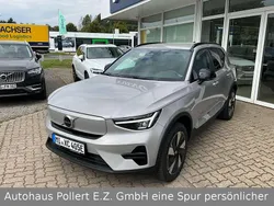 Silber Gebraucht 2025 Volvo XC40 Core SUV | 44.950 € (Teuer)