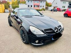 Schwarz Gebraucht 2005 Mercedes SLK350 AMG Cabrio | 13.900 € (Etwas zu teuer)