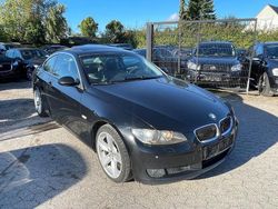 Schwarz Gebraucht 2007 BMW 330 Sport Line Coupé | 4.000 € (Superpreis)