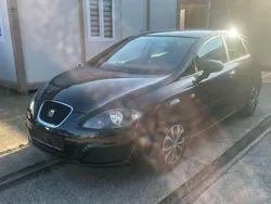 Schwarz Gebraucht 2009 Seat Leon Basis Kleinwagen | 2.300 € (Guter Preis)