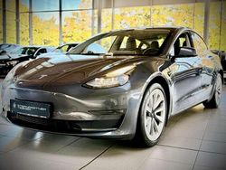 Grau Gebraucht 2022 Tesla Model 3 Performance Limousine | 28.990 € (Guter Preis)