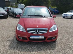 Rot Gebraucht 2010 Mercedes A160 Avantgarde Limousine | 6.669 € (Fairer Preis)