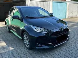 Schwarz Gebraucht 2023 Mazda 2 Limousine | 20.900 € (Fairer Preis)