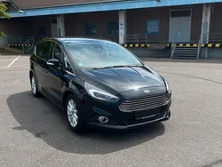 Schwarz Gebraucht 2019 Ford S-MAX Titanium Van / Kleinbus | 20.900 € (Fairer Preis)