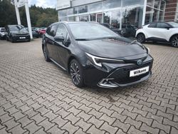 Mysticschwarz mica Gebraucht 2024 Toyota Corolla Team Kombi | 35.300 € (Etwas zu teuer)