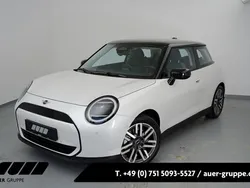 Weiß Gebraucht 2025 Mini Cooper Kleinwagen | 30.990 € (Guter Preis)