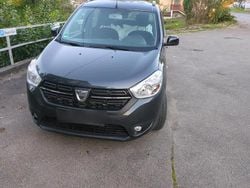 Grau Gebraucht 2020 Dacia Lodgy Van / Kleinbus | 6.999 € (Guter Preis)