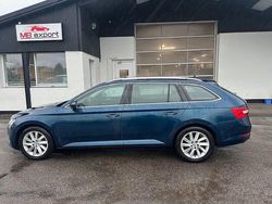 Blau Gebraucht 2020 Skoda Superb Style Kombi | 13.000 € (Teuer)