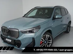 Grün Gebraucht 2024 BMW iX1 M Sport SUV | 41.290 € (Guter Preis)