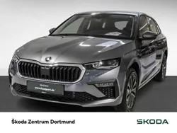 Graphitegrau metallic Gebraucht 2025 Skoda Scala Drive Kleinwagen | 28.096 € (Teuer)