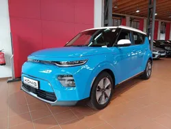 Blau Gebraucht 2024 Kia Soul EV Inspiration SUV | 35.990 € (Fairer Preis)