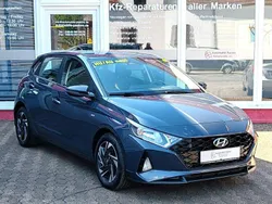 Grau Gebraucht 2021 Hyundai i20 Select Kleinwagen | 14.849 € (Fairer Preis)