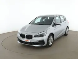 Silber Gebraucht 2021 BMW 220 Active Tourer Advantage Van / Kleinbus | 23.640 € (Fairer Preis)