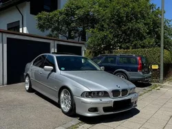 Silber Gebraucht 2001 BMW 525 M Sport Limousine | 11.500 €