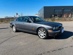 Grau Gebraucht 2003 Jaguar XJ8 Limousine | 24.900 €