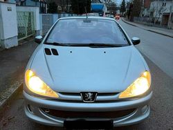 Silber Gebraucht 2004 Peugeot 206 Kleinwagen | 700 € (Guter Preis)