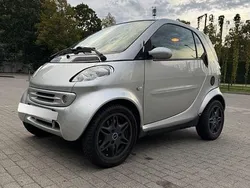 Schwarz Gebraucht 2001 Smart ForTwo Coupé Coupé | 1.300 € (Fairer Preis)