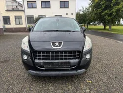 Schwarz Gebraucht 2010 Peugeot 3008 Premium SUV | 2.999 € (Superpreis)