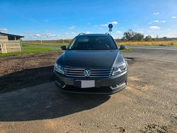 Grau Gebraucht 2013 VW Passat Kombi | 14.000 € (Teuer)