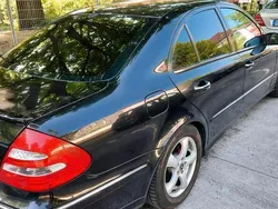 Schwarz Gebraucht 2002 Mercedes E240 Avantgarde Limousine | 4.500 € (Fairer Preis)