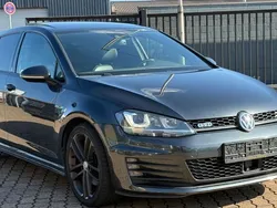 Grau Gebraucht 2015 VW Golf VII GTD Limousine | 14.490 € (Etwas zu teuer)