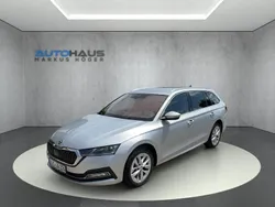 Brilliantsilber metallic Gebraucht 2022 Skoda Octavia Style Kombi | 25.890 € (Fairer Preis)