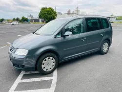 Grau Gebraucht 2005 VW Touran Van / Kleinbus | 1.790 € (Fairer Preis)