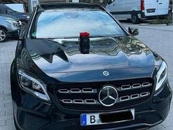 Schwarz Gebraucht 2020 Mercedes GLA220 SUV | 20.000 €