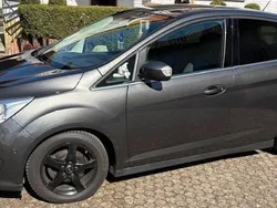 Grau Gebraucht 2017 Ford C-MAX Titanium Van / Kleinbus | 8.900 € (Guter Preis)