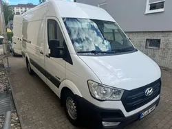 Weiß Gebraucht 2016 Hyundai H 350 Van | 10.500 €