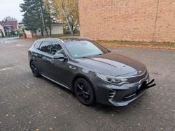 Grau Gebraucht 2016 Kia Optima GT-Line Kombi | 14.000 € (Fairer Preis)