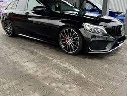 Schwarz Gebraucht 2015 Mercedes C300 AMG line Limousine | 18.500 € (Teuer)
