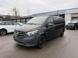 Schwarz Gebraucht 2021 Mercedes Vito Van | 25.799 €