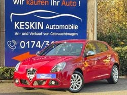 Rot Gebraucht 2014 Alfa Romeo Giulietta Turismo Limousine | 7.990 € (Fairer Preis)