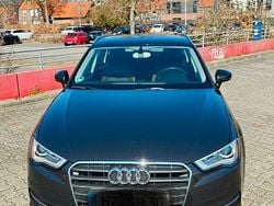 Braun Gebraucht 2013 Audi A3 Ambiente Limousine | 7.400 € (Guter Preis)