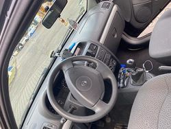 Gebraucht 2010 Renault Clio II Limousine | 1.900 €