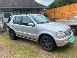 Silber Gebraucht 2003 Mercedes ML400 SUV | 4.950 € (Etwas zu teuer)