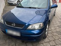 Blau Gebraucht 2004 Opel Astra Kombi | 1.850 € (Fairer Preis)