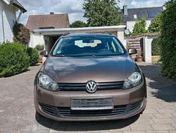 Braun Gebraucht 2011 VW Golf VI Kombi | 4.799 € (Fairer Preis)