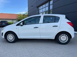 Weiß Gebraucht 2014 Opel Corsa Selection Kleinwagen | 4.300 € (Fairer Preis)