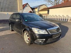 Schwarz Gebraucht 2011 Skoda Octavia RS Kombi | 3.990 € (Guter Preis)
