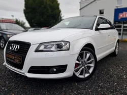 Weiß Gebraucht 2011 Audi A3 Sportback Ambition Limousine | 6.499 € (Fairer Preis)
