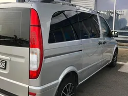 Silber Gebraucht 2012 Mercedes Vito Van / Kleinbus | 14.300 €