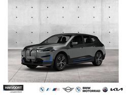 Sophistograu brillanteffekt Gebraucht 2022 BMW iX Sport Line SUV | 47.980 € (Fairer Preis)