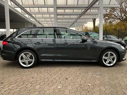 Grau Gebraucht 2022 Audi A4 Advanced Kombi | 26.950 € (Fairer Preis)