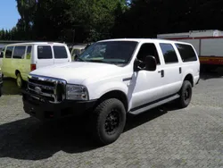 Weiß Gebraucht 2005 Ford Excursion SUV | 14.500 €