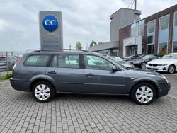 Grau Gebraucht 2004 Ford Mondeo Ambiente Kombi | 2.500 € (Fairer Preis)