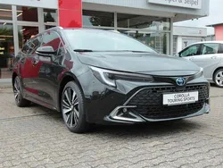 Schwarz Neu 2025 Toyota Corolla Limousine | 33.309 €