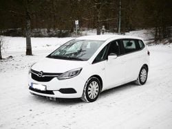 Weiß Gebraucht 2017 Opel Zafira Tourer Van / Kleinbus | 8.999 € (Superpreis)